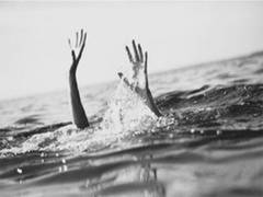 
      
      Girl falls into Yamuna from Signature Bridge, body recovered
      
      