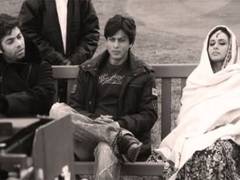 
      
      Karan Johar congratulates Shah Rukh Khan and Rani Mukerji
      
      