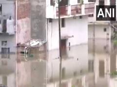 
      
      UP: Several areas of Varanasi flooded as Ganga overflows
      
      