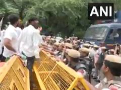 
      
      Delhi Police use water cannons against Congress leaders 
      
      