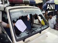 
      
      WB: Suvendu Adhikari's convoy ‘attacked’ in Cooch Behar
      
      