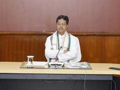 
      
      Tripura CM Manik Saha urges revival of traditional art forms 
      
      