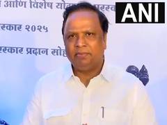 
      
      Ashish Shelar hails 60 years of Marathi film awards 
      
      