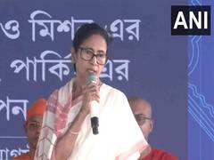 
      
      Mamata calls SIR a backdoor attempt to implement NRC
      
      