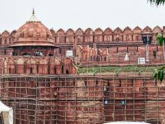 
      
      Old cartridges, circuit board recovered at Red Fort: Sources
      
      