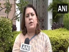 
      
      Supriya Shrinate backs Rahul Gandhi’s ‘vote theft’ charge
      
      