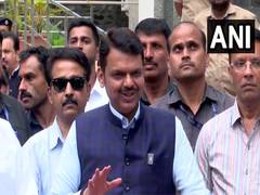 
      
      Maharashtra CM Fadnavis mocks Rahul Gandhi’s 'vote fraud' claims
      
      