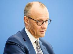 
      
      Germany halts export of 