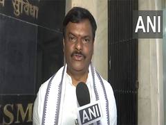 
      
      Andhra BJP chief slams CM Stalin for rejecting 3-language formula
      
      
