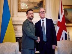 
      
      Zelenskyy speaks to UK PM Starmer on 