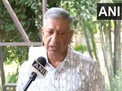 
      
      'India brought Pakistan to its knees within hours in Op Sindoor'
      
      