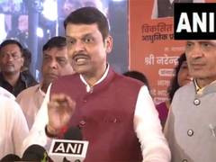 
      
      CM Fadnavis welcomes new Nagpur–Pune Vande Bharat
      
      