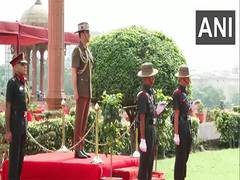 
      
      Australian Army chief Lt Gen Stuart receives guard of honour
      
      