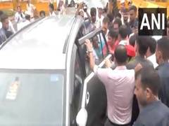
      
      Rahul Gandhi aids TMC MP Mitali Bagh
      
      