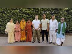 
      
      Rahul Gandhi met deleted voters from Bihar SIR
      
      