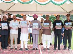
      
      Uttarakhand Governor, CM releases book on Independence Day
      
      