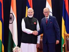 
      
      PM Modi thanks PM Ramgoolam for I-Day greetings
      
      