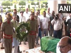 
      
      Jharkhand Governor pays tribute to Ramdas Soren
      
      