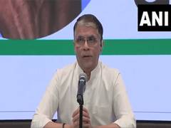 
      
      Pawan Khera continues attack on BJP over alleged ‘vote theft’
      
      