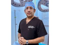 
      
      Dr Chintan Hegde performs Knee Replacement Surgery
      
      