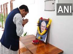 
      
      Uttarakhand CM Dhami pays floral tribute to former PM Atal Bihari
      
      