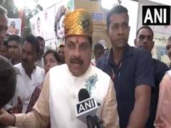 
      
      MP CM Mohan Yadav participates in “Shri Krishna Parva” in Indore
      
      