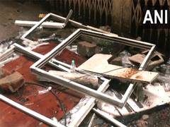 
      
      Bengaluru building fire leaves 5 dead; owners arrested
      
      