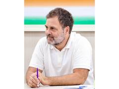 
      
      Rahul Gandhi pays tribute to Dashrath Manjhi on death anniversary
      
      
