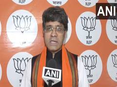 
      
      Rahul's yatra is nothing but 'Samvidhan Badnam Yatra: CR Kesavan 
      
      