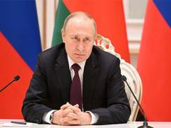 
      
      Putin’s bodyguards carried “poop suitcase” to Alaska summit
      
      