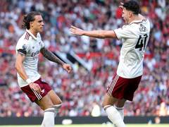 
      
      Premier League: Man United lose campaign opener to Arsenal
      
      