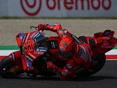 
      
      Marquez battles past Bezzecchi
      
      