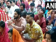 
      
      Cricketer Nitish Rana offers prayers at Mahakaleshwar Temple 
      
      