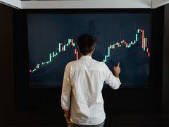 
      
      What Factors Drive Bitcoin’s Price in a Volatile Market?
      
      