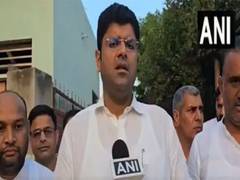 
      
      JJP’s Dushyant Chautala condemns attack on Delhi CM Rekha Gupta
      
      