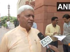 
      
      BJP’s Damodar Agarwal praises PM & CM’s removal bill
      
      