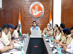
      
      Chandigarh: District Road Safety Committee holds meeting
      
      