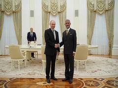 
      
      EAM Jaishankar calls on Russian President Putin
      
      