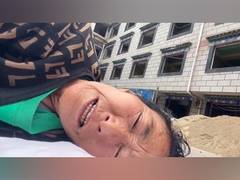
      
      Chinese police allegedly beat and confine Tibetan woman in Lhasa
      
      