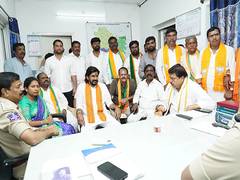 
      
      Telangana BJP President alleges he was detained by police during 
      
      