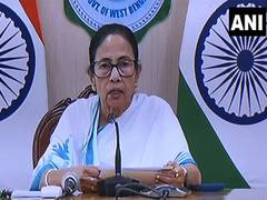 
      
      As PM flags off Kolkata Metro routes,W Bengal CM gets 