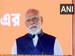 
      
      PM Modi hits out at TMC, Congress in Bengal
      
      