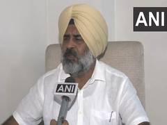
      
      Pargat Singh urges Centre to intervene after US halts visas
      
      