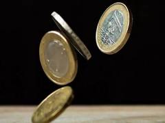 
      
      Over 75% NRIs stay invested beyond 5 yrs: Report
      
      