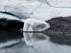 
      
      Glacier burst and floods devastate Ghizer in PoGB, 330 homes dama
      
      