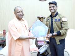 
      
      CM Yogi announces scholarship honouring Shubhanshu Shukla
      
      