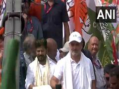 
      
      Bihar: Rahul, Priyanaka carry out ‘Voter Adhikar Yatra’ in Supaul
      
      