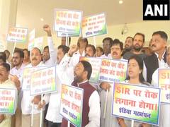 
      
      J'khand Assembly: INDIA Bloc protests electoral roll revision 
      
      