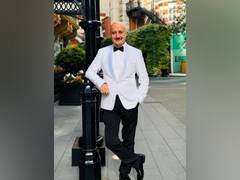 
      
      Anupam Kher extends heartfelt wishes on Ganesh Chaturthi
      
      
