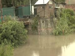 
      
      Flood-like situation emerges in Kashmir Valley after continuous r
      
      